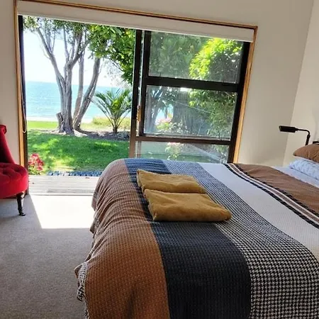 Beachfront Bliss - Your Parapara Seaside Retreat Exterior photo