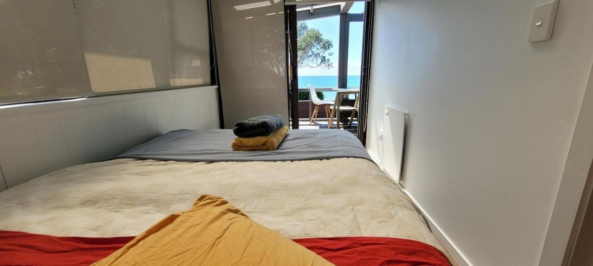 Beachfront Bliss - Your Seaside Retreat Ferienhaus *