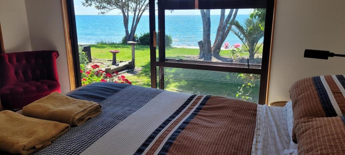 Ferienhaus Beachfront Bliss - Your Seaside Retreat Parapara